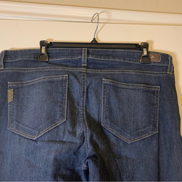 PAIGE JEANS Peg Skinny Stretchy Dark Wash Denim Blue Jeans l Size: 31 LIKE NEW - Picture 5 of 7